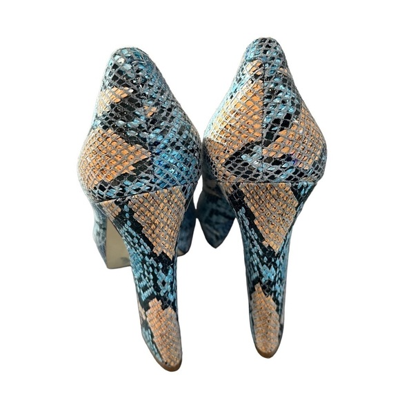 Gianni Bini sz 7.5 blue & cream snake embossed leather platform peep toe heels - Picture 8 of 16